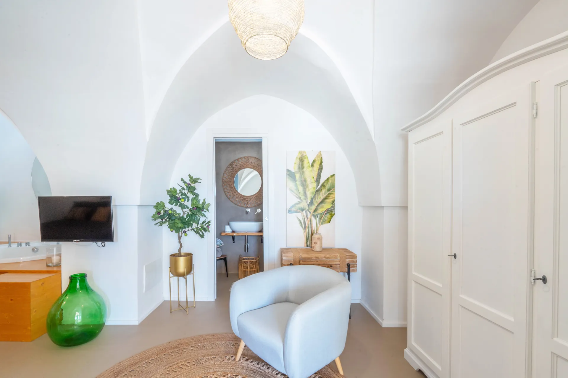 Living Suite Fico